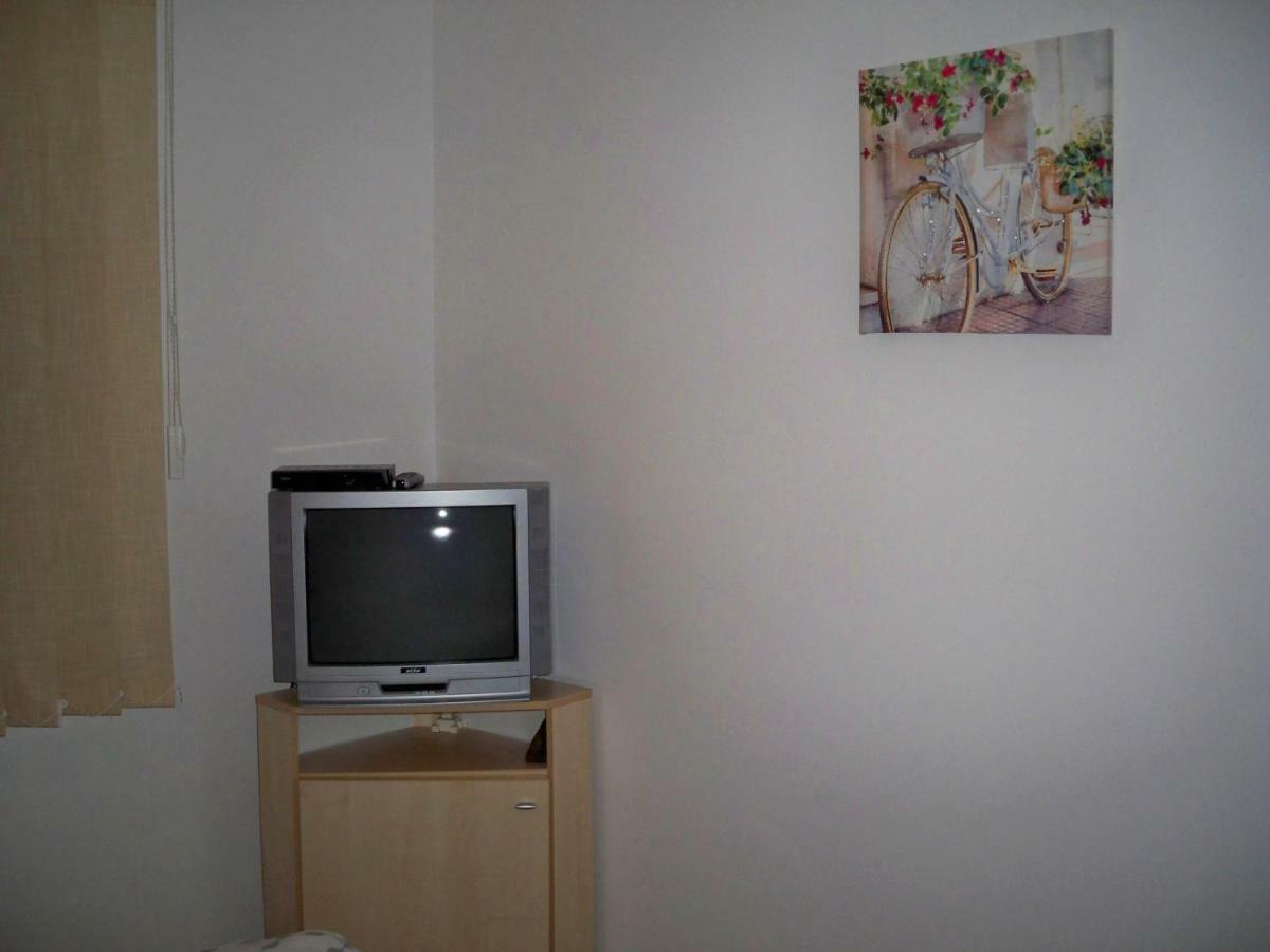 Apartmani Perkovic Baska Voda Exterior photo